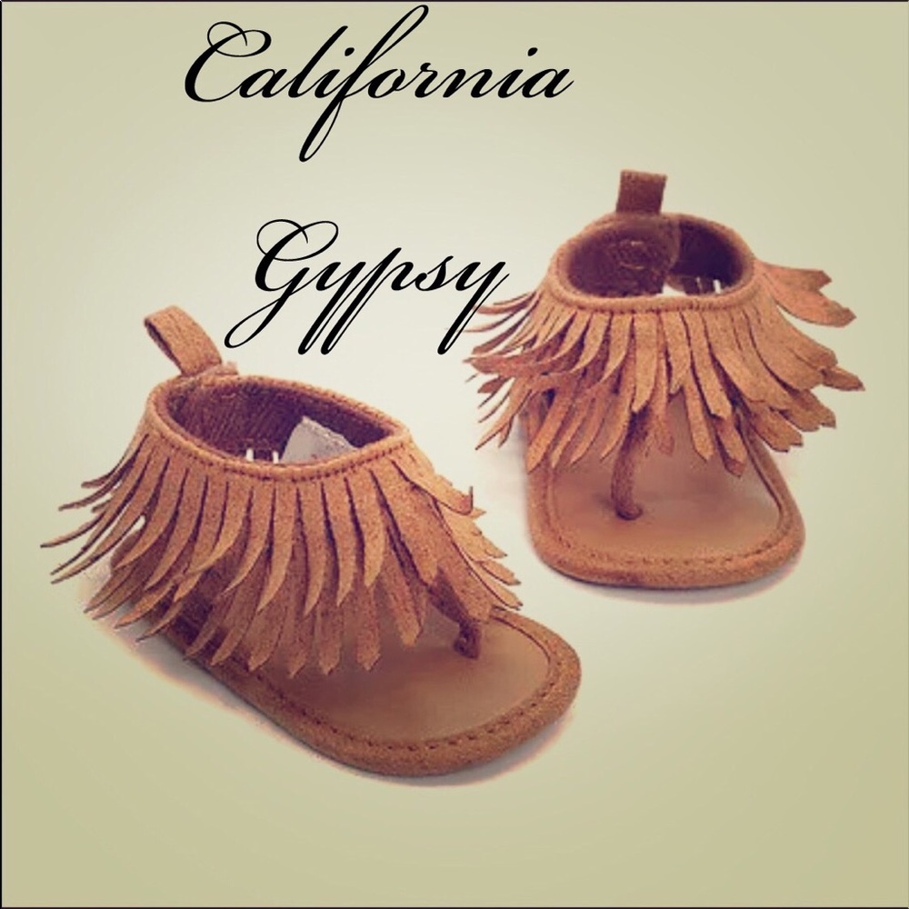 HP🎉 Baby Boho fringe moccasin sandals🌸 - Picture 2 of 3